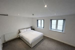 Photo 14- click for photo gallery